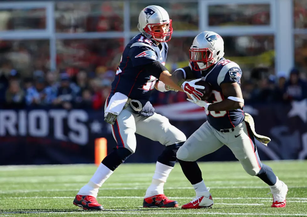 Bad News Pats Fans: Running Back Dion Lewis Out For Season