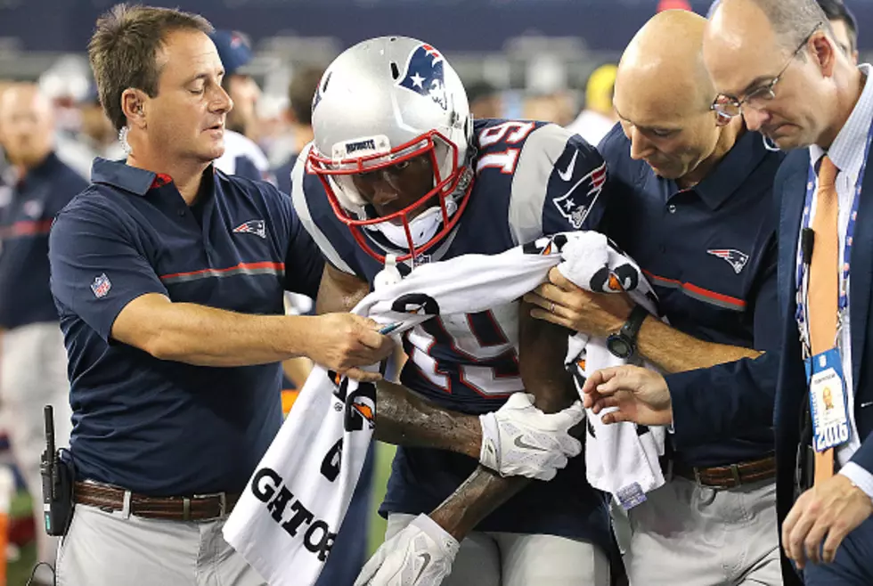 Pats Rookie Malcolm Mitchell Back At Practice After Gruesome Elbow Injury