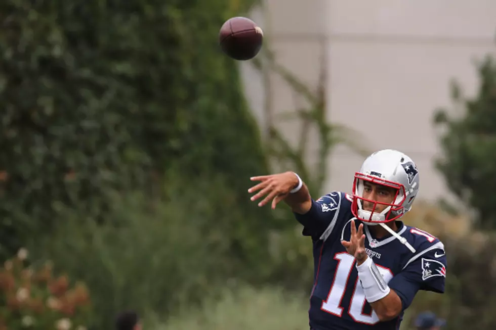 Watch Jimmy G Throwing Footballs Today At Pats Practice