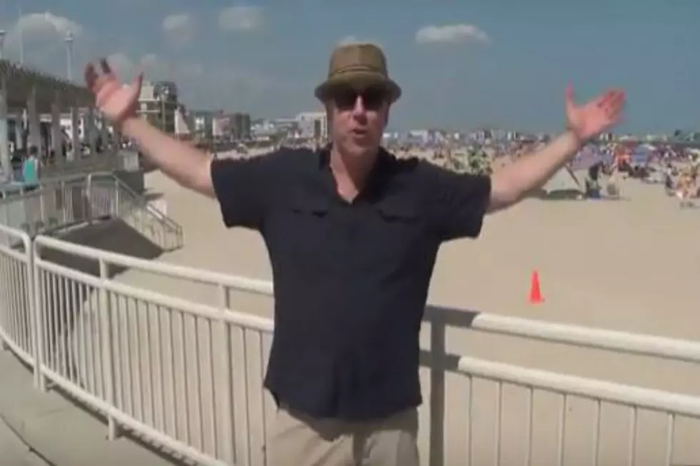 Watch as Comedian Jimmy Dunn &#8216;Eats The Beach&#8217;