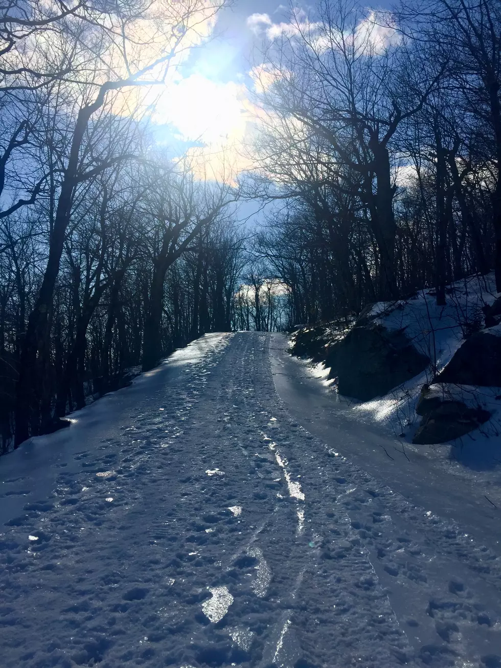 Here's A Perfect Trail To Hike In NH In February 