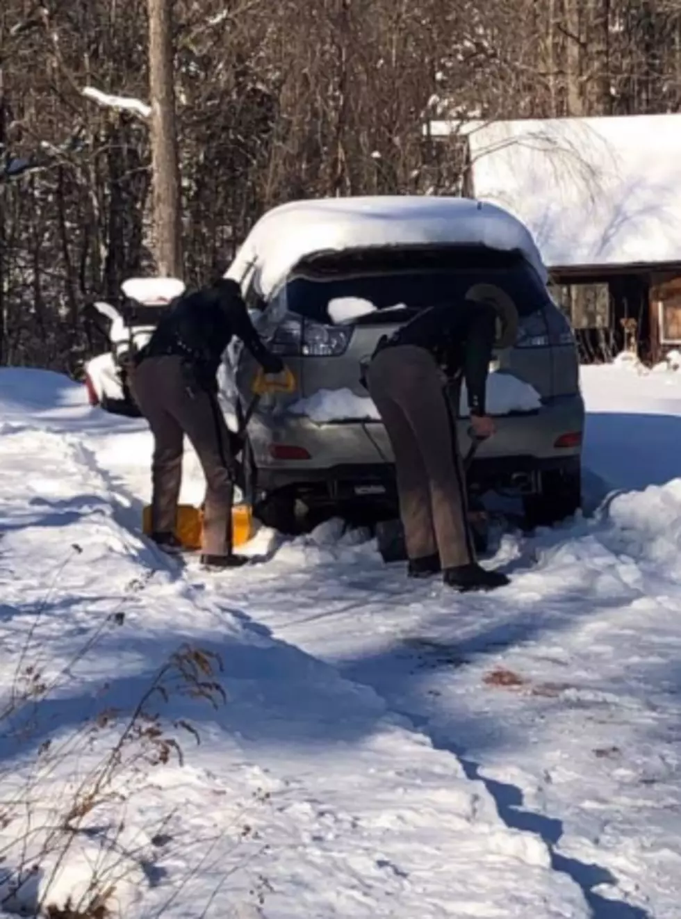 After Welfare Check, NH State Troopers Shovel Resident’s Driveway