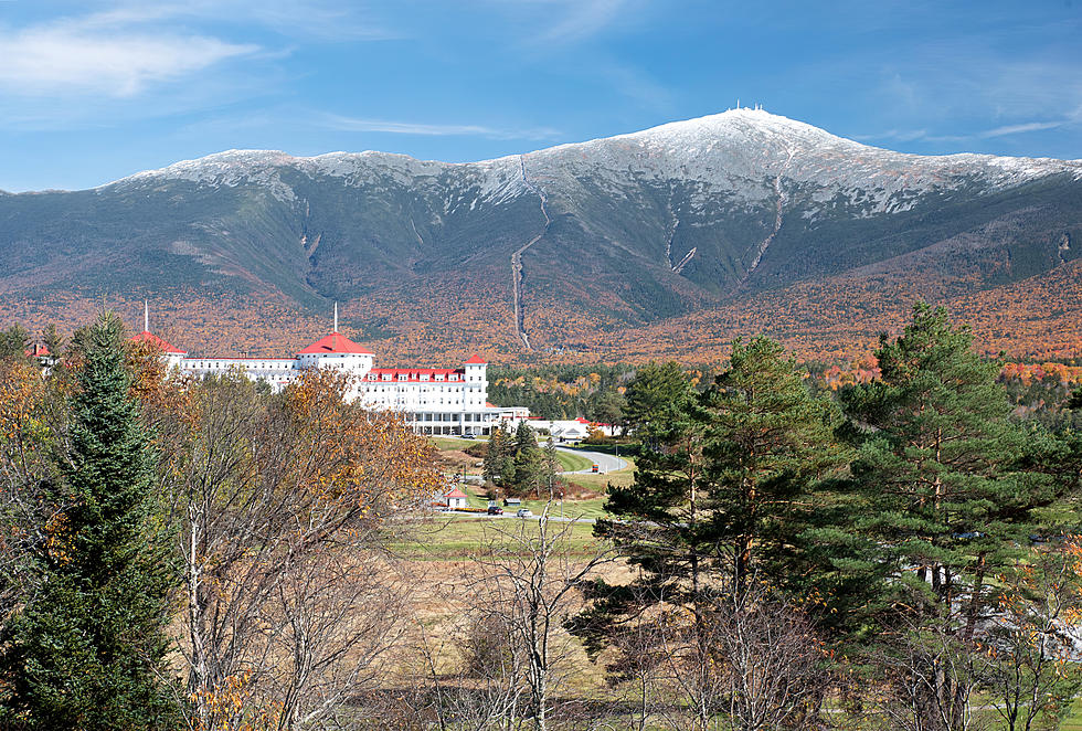 New Hampshire's Mount Washington Sees First Snowfall of Season