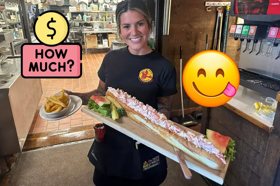 Before You Order Taste of Maine’s World’s Largest Lobster Roll, Here Are 5 Things You Need to Know