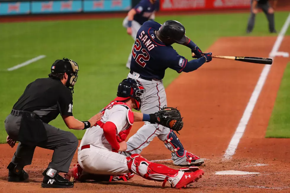 Twins Split Doubleheader with Cardinals