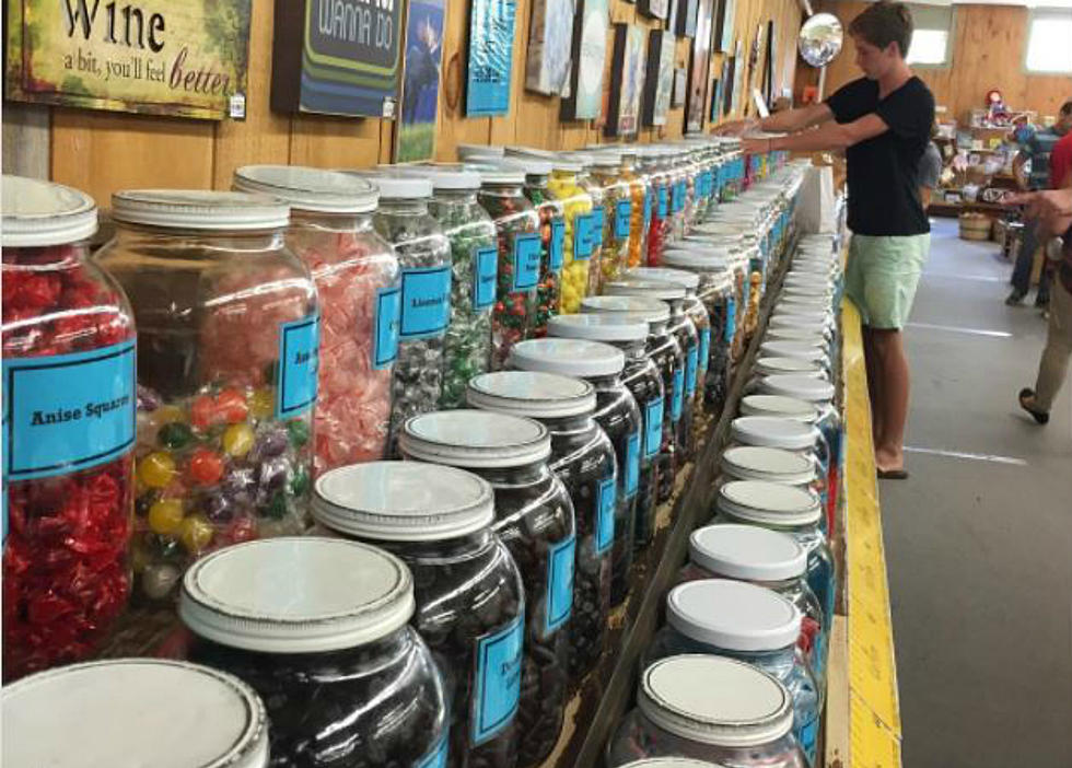 Did You Know the Longest Candy Counter in the World is in New Hampshire?