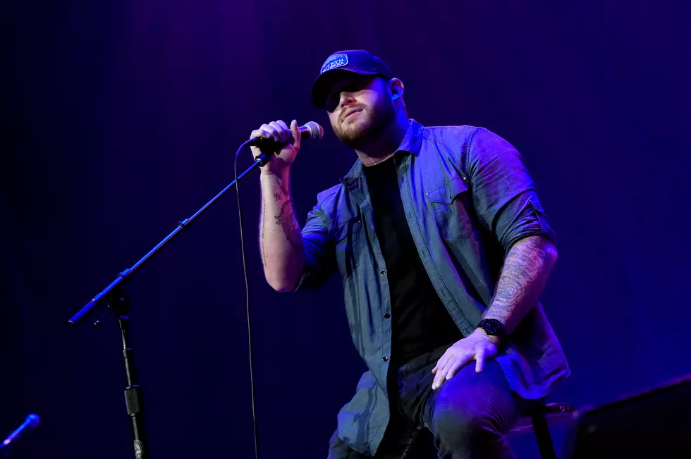 Country Star Goes Wild in NH, Dares State to 'Send Me the Bill'