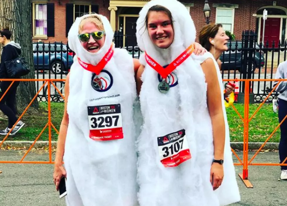 Woman Runs a Boston 10K Dressed as a Tampon
