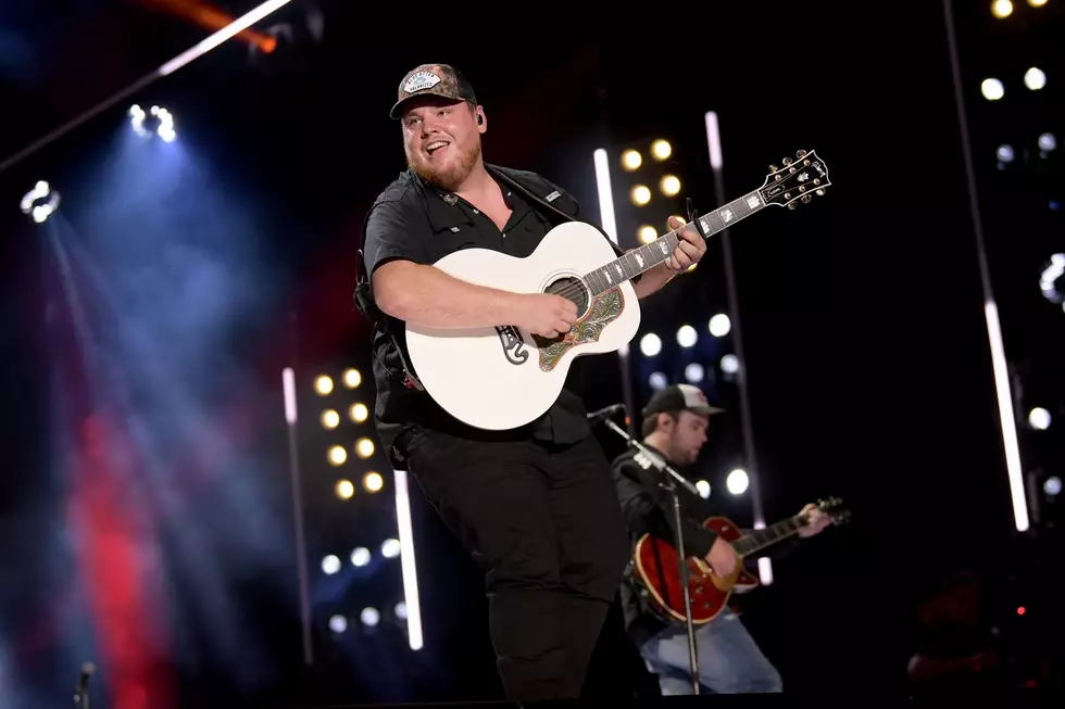 We’ve Got Your Chance to Go See Luke Combs