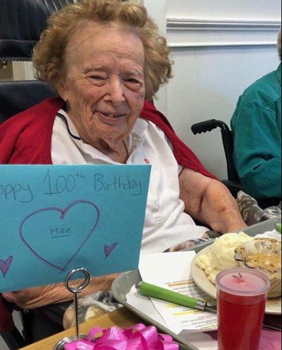 Sweet 100-Year-Old Lady From Massachusetts Gets Birthday Wishes Outside Her Window