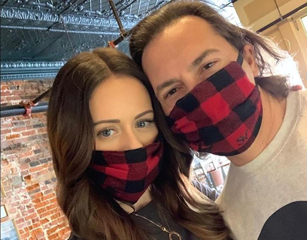 Hampton, NH, Clothing Store Sends out Free Masks Made of Flannel
