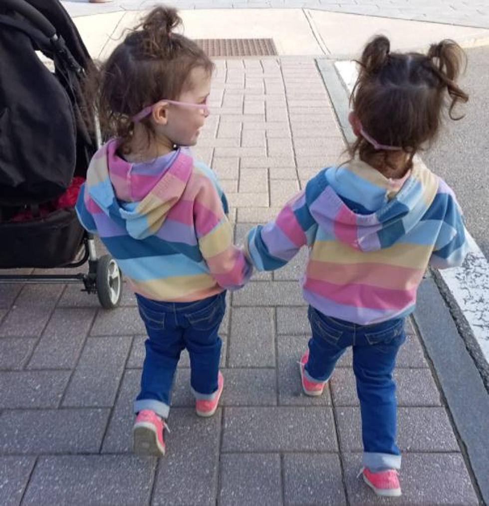 MISSED CONNECTION: Concord, NH, Mom of Twins is Looking for a Fellow Twin Mom She Met at the Park