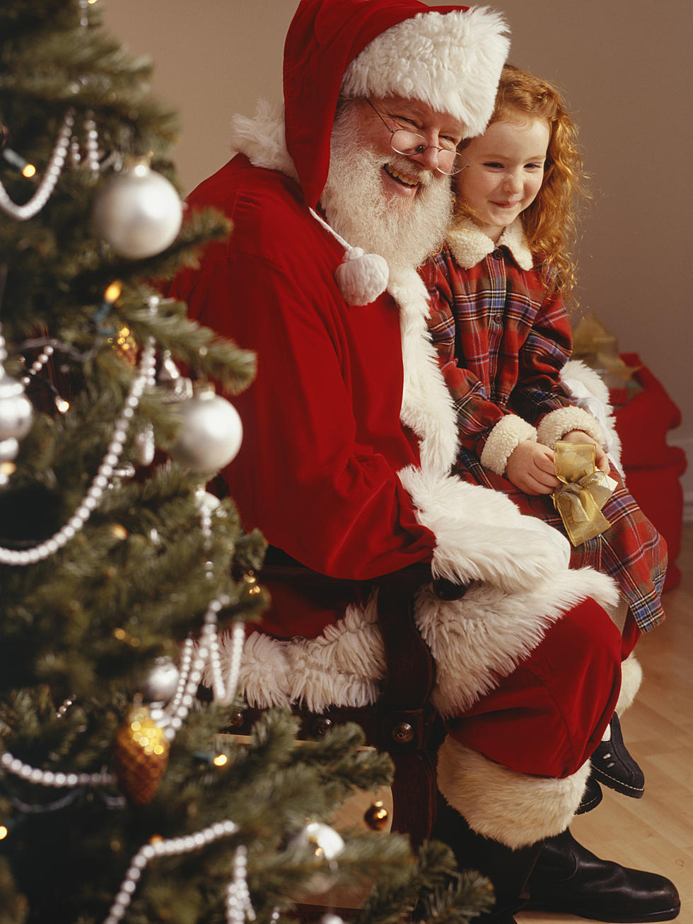 Take Your Kids to See Santa in Dover, New Hampshire, for Some Holiday Cheer