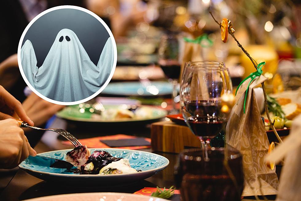 Dine With a Ghost at These 13 Haunted New England Restaurants