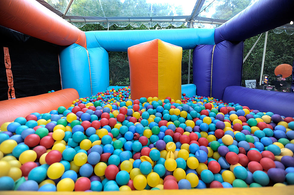 Guy Lives the Dream, Turns House into Giant Ball Pit [VIDEO]