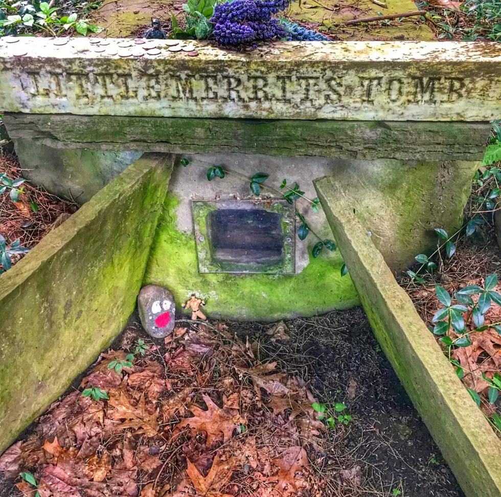 What Makes This Child's Grave the Strangest in NY?