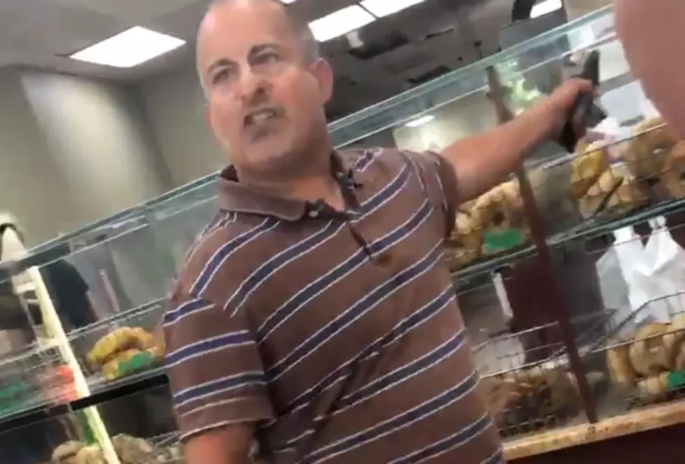 Vertically Challenged Man Has Misogynistic Rant in NY Bagel Shop