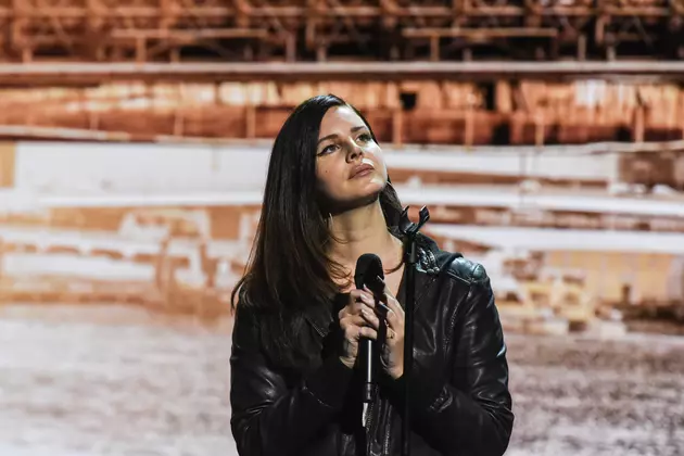 Lana Del Rey Tops Buzzcuts With Sublime Cover