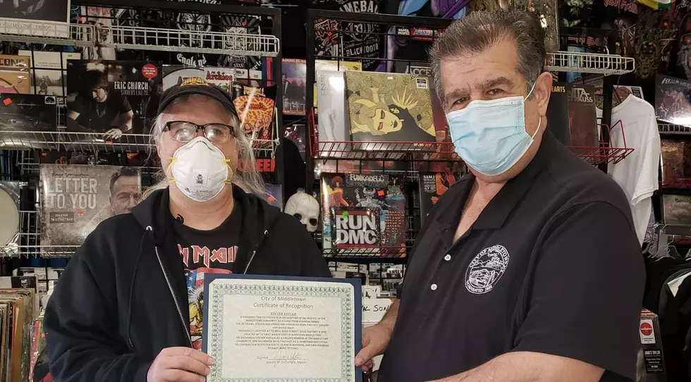 Mayor Honors Rock Fantasy In Middletown For 35 Years In Business
