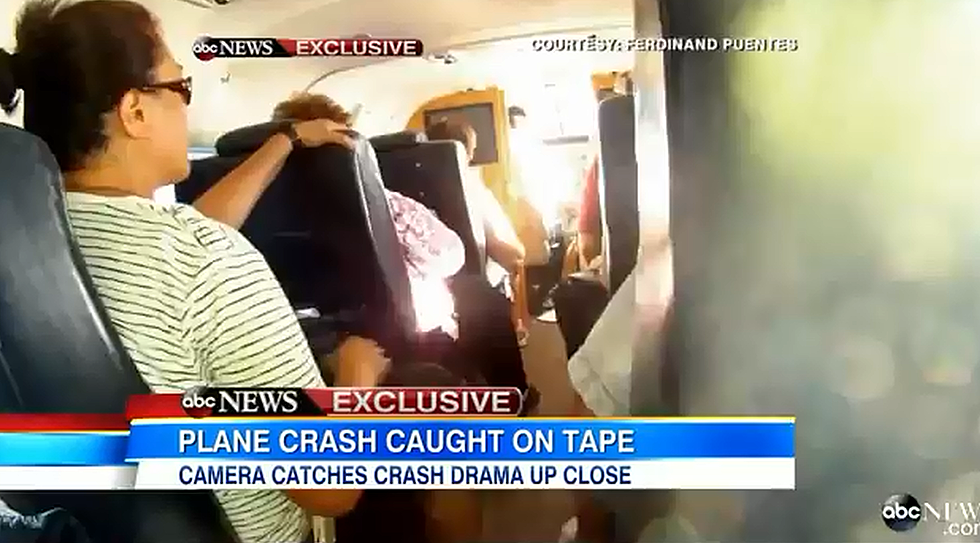 [Video] View From Inside The Hawaiian Plane Crash