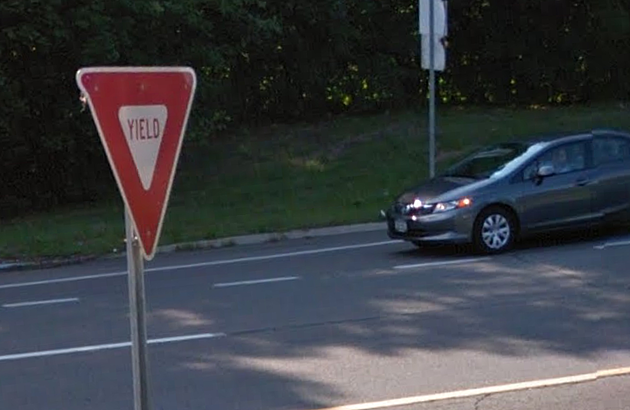 Is This the Most Dangerous Yield Sign in the Hudson Valley?