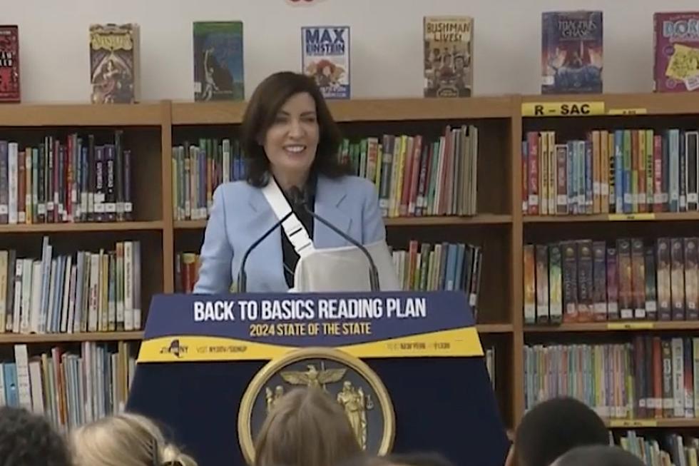 Governor Kathy Hochul Suffers Perplexing Injury and Explains 