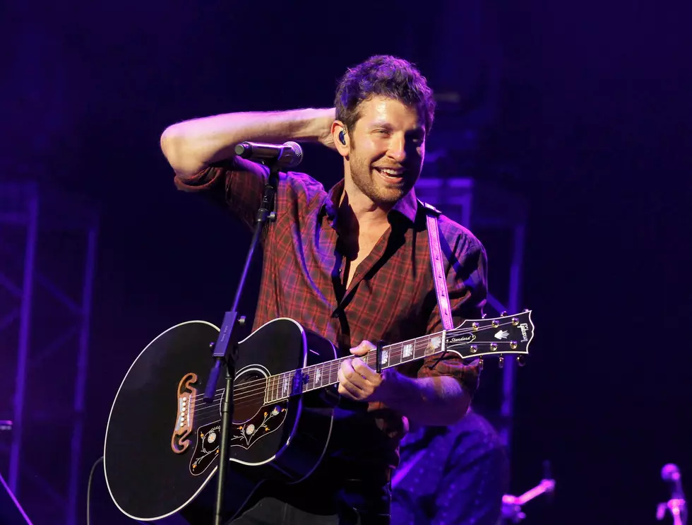 Brett Eldredge Brings 7 Year Old on Stage, Melts Hearts in the Process