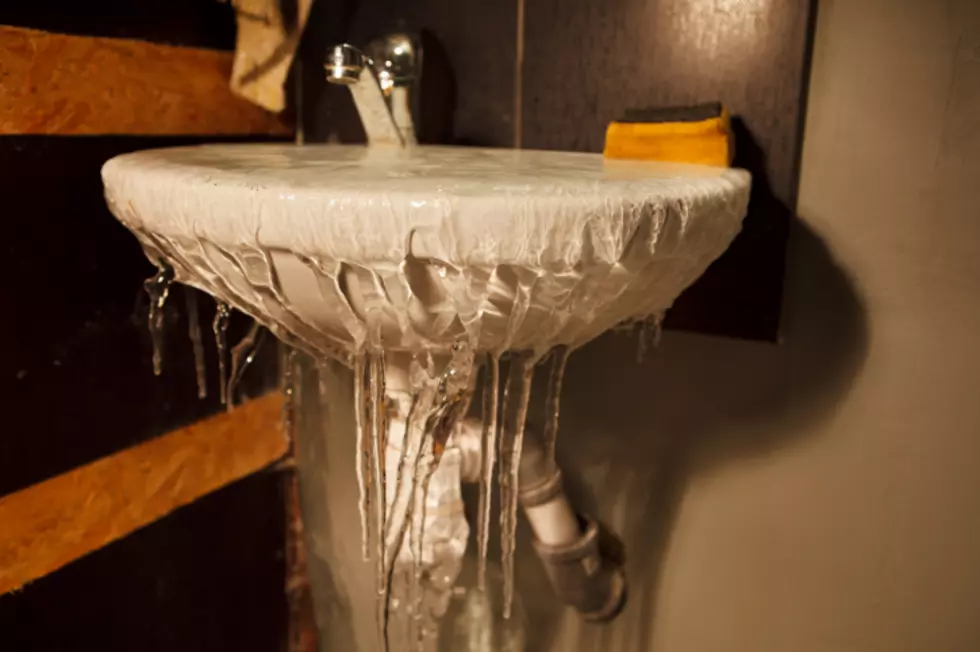 4 Tips to Prevent Frozen Pipes