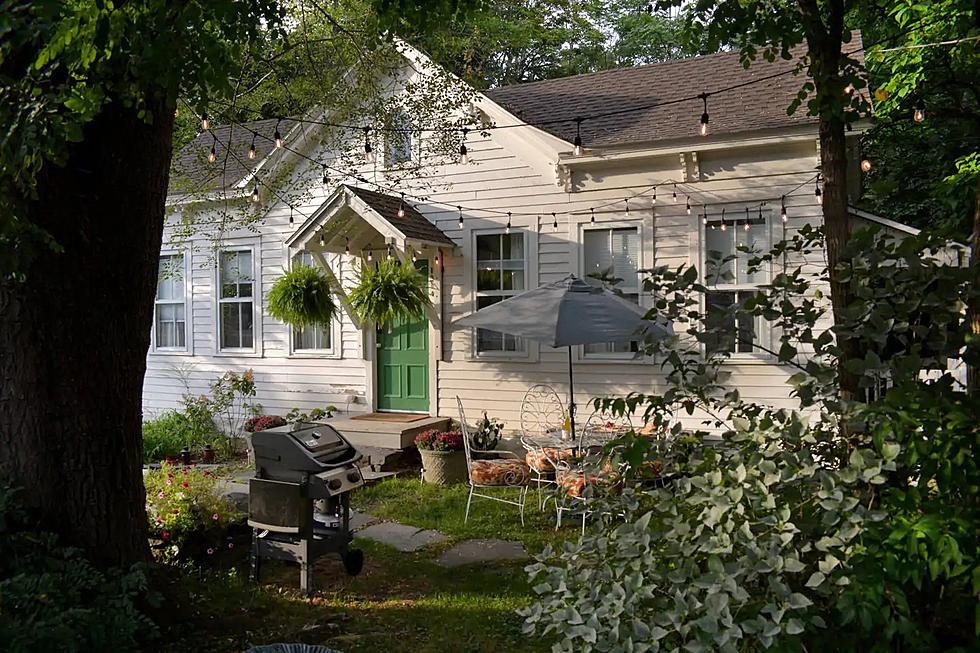 Enjoy the ‘Ultimate Hudson Valley Experience’ at this Historical Cottage in High Falls, NY