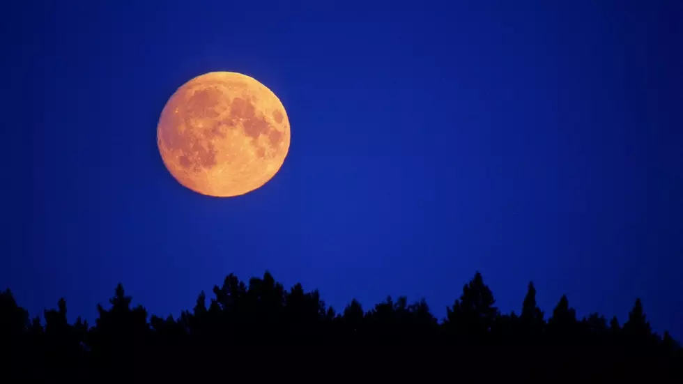 The Biggest Supermoon of 2022 to Will Shine Over the HV Tonight
