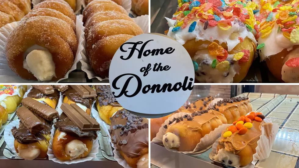 Santo 'Donnoli!' Donut, Cannoli Mashup Rolls en Beacon, NY