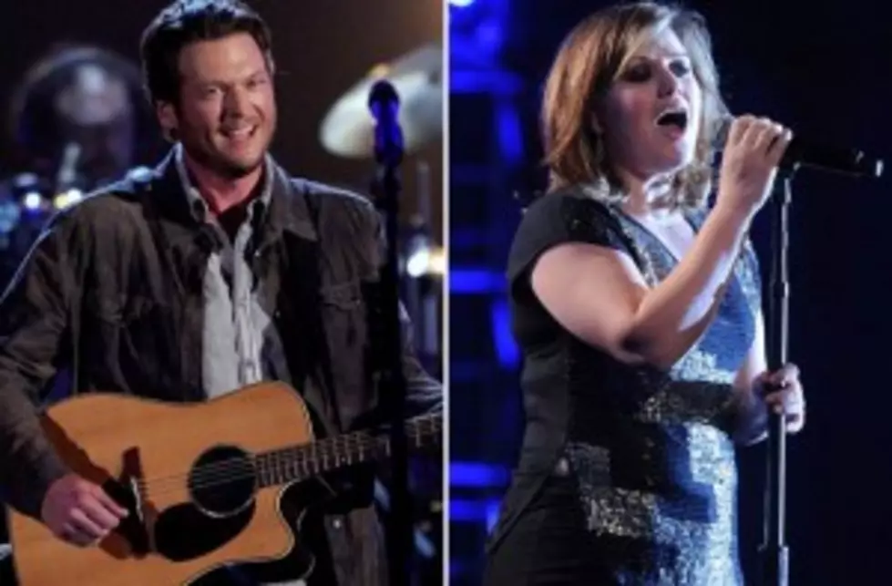 Blake Shelton Sings &#8220;Don&#8217;t You Wanna Stay&#8221; With Kelly Clarkson