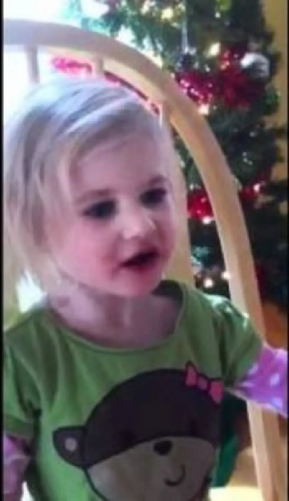 Scary Christmas Song &#8211; Little Girl Sings Scary Version Of Santa Claus Is Coming To&#8230;[Video]