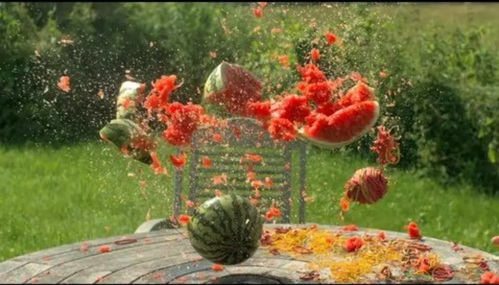 How to Explode a Water Melon Using Only Rubber Bands [Video]