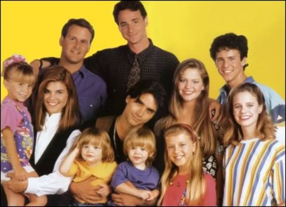 ‘Full House’ Cast Reunites For 25th Anniversary [PHOTOS]