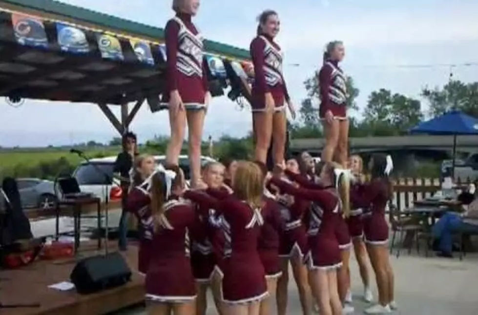 Mt. Vernon Cheerleaders Perform A Cheer For Heidi Newfield [VIDEO]