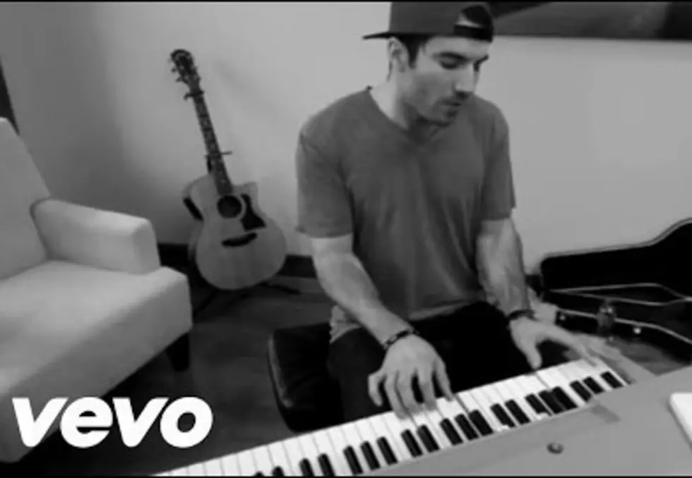 A Fan-Girl&#8217;s Look at Sam Hunt&#8217;s Video for &#8220;Make You Miss Me&#8221;