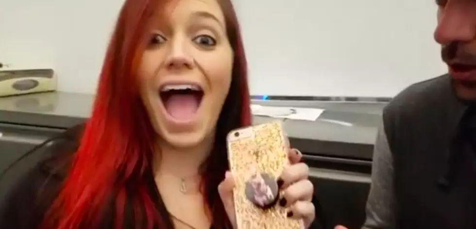 How To Make a Call On Your iPhone Without Cell Service [WATCH]
