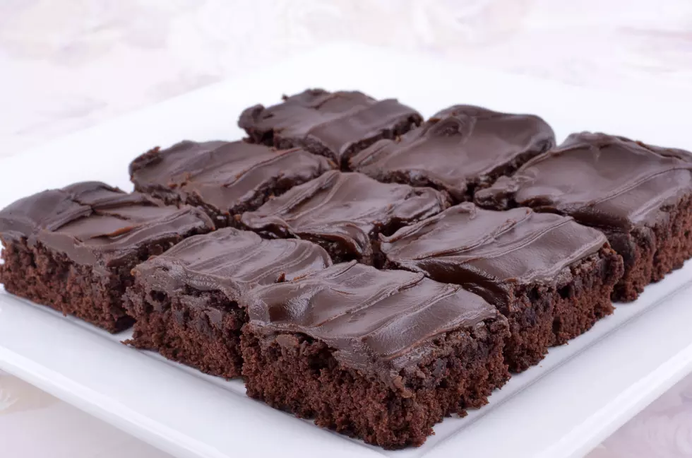 Snowy Brownies Will Make You The Hit of the Holiday Party