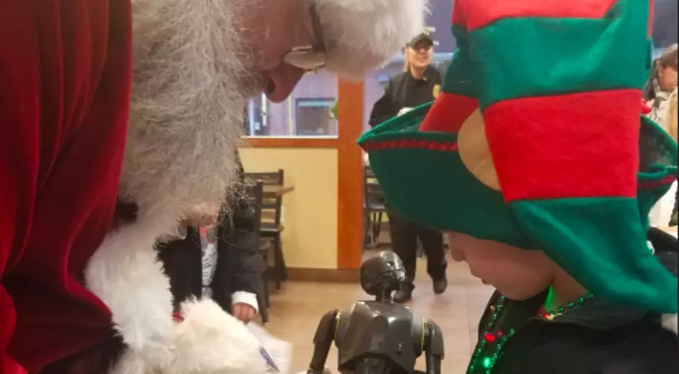 Santa and the EPD Hand Out Toys at &#8216;Coffee With a Cop&#8217; [WATCH]