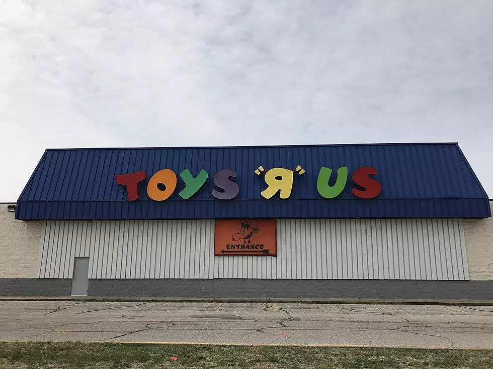 Toys 'R' Us Is Coming Back Later This Year