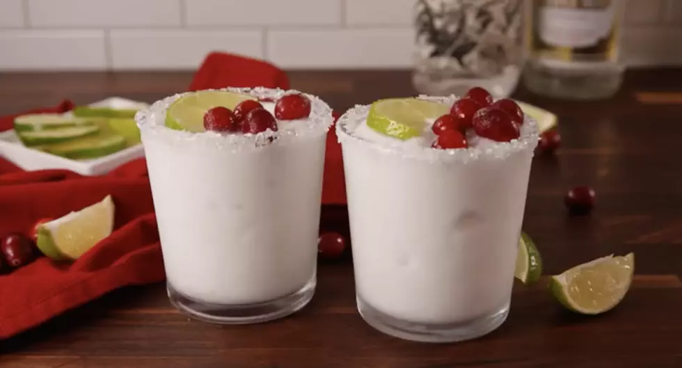 White Christmas Margaritas and Mistletoe Shots Will Fill You With Cheer