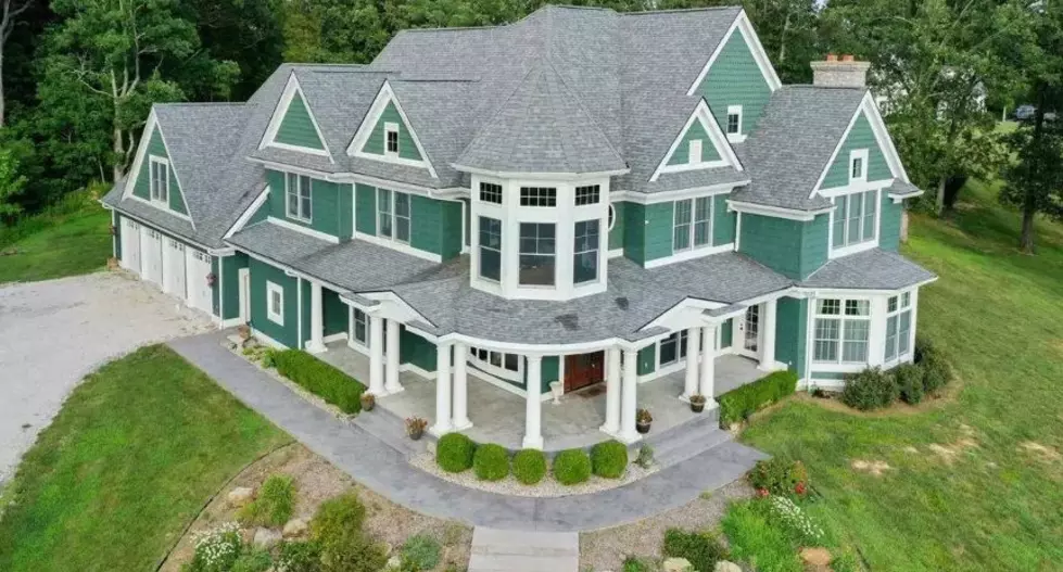 Take A Look Inside This $1 Million Home On Candy Cane Lane In Santa Claus, IN