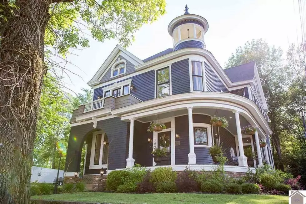 See Epic Renovation of Historic Western Kentucky Home and It’s For Sale [GALLERY]