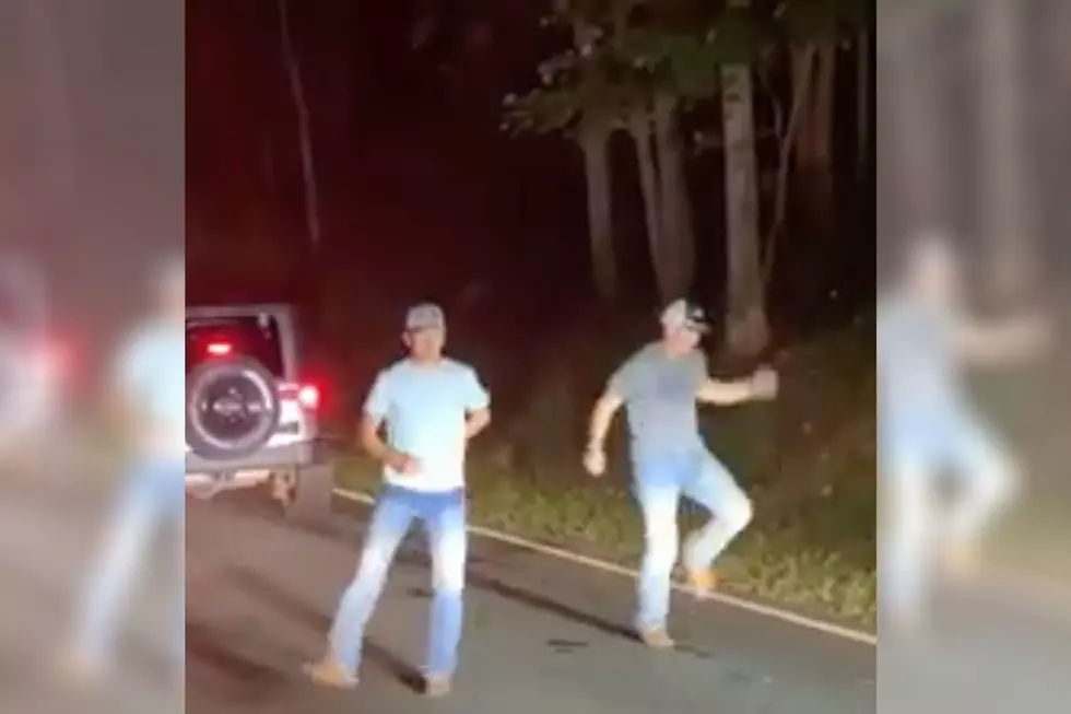 Watch Two Guys ‘Git Up While Stuck In Traffic Near Gatlinburg, TN
