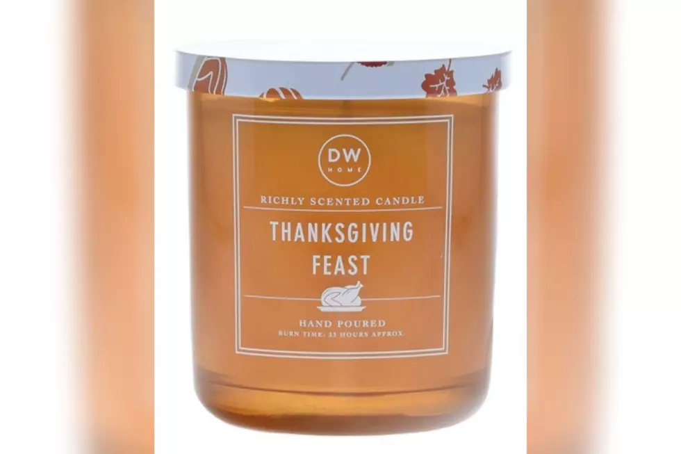 There’s A New Mashed Potato Candle and Thanksgiving Dinner Has Never Smelled So Good