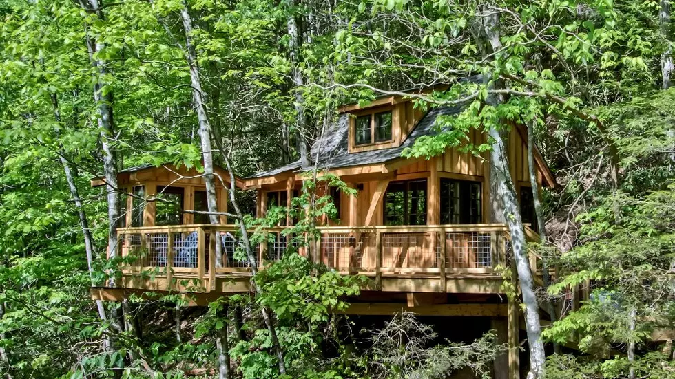 Check Out This Luxury Treehouse Resort In Gatlinburg
