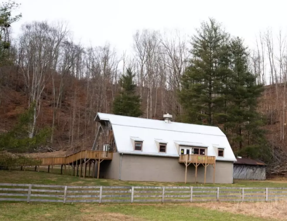 Spend The Weekend In This Brown County, Indiana Renovated Barn