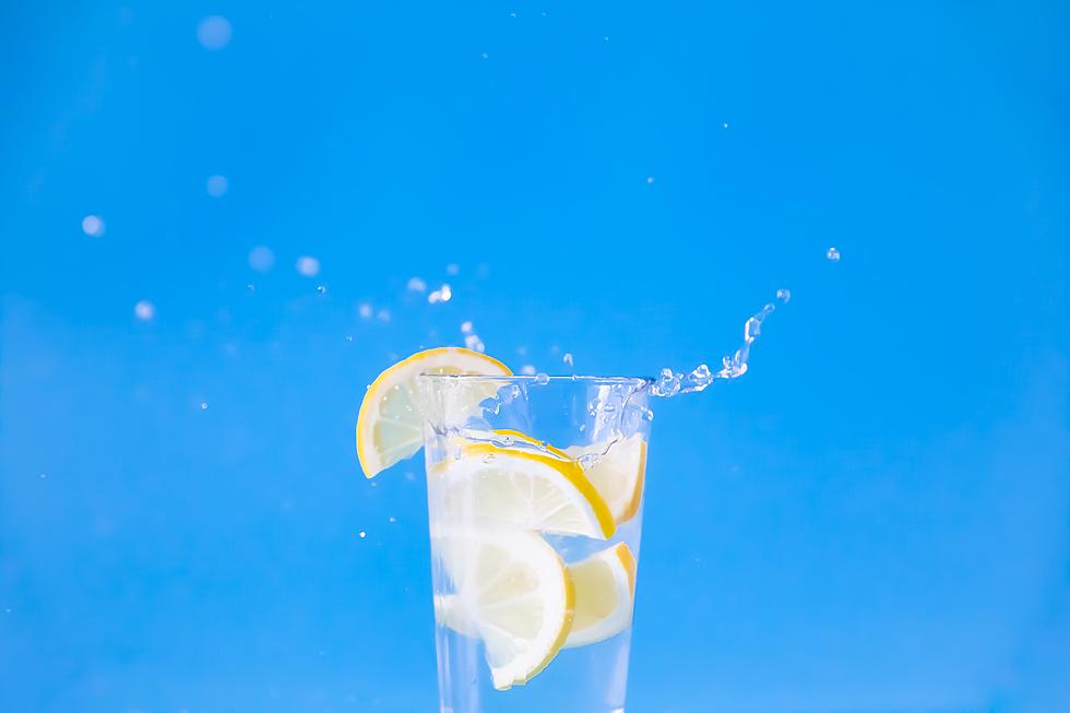 Eight Reasons You Should Be Drinking Lemon Water Everyday