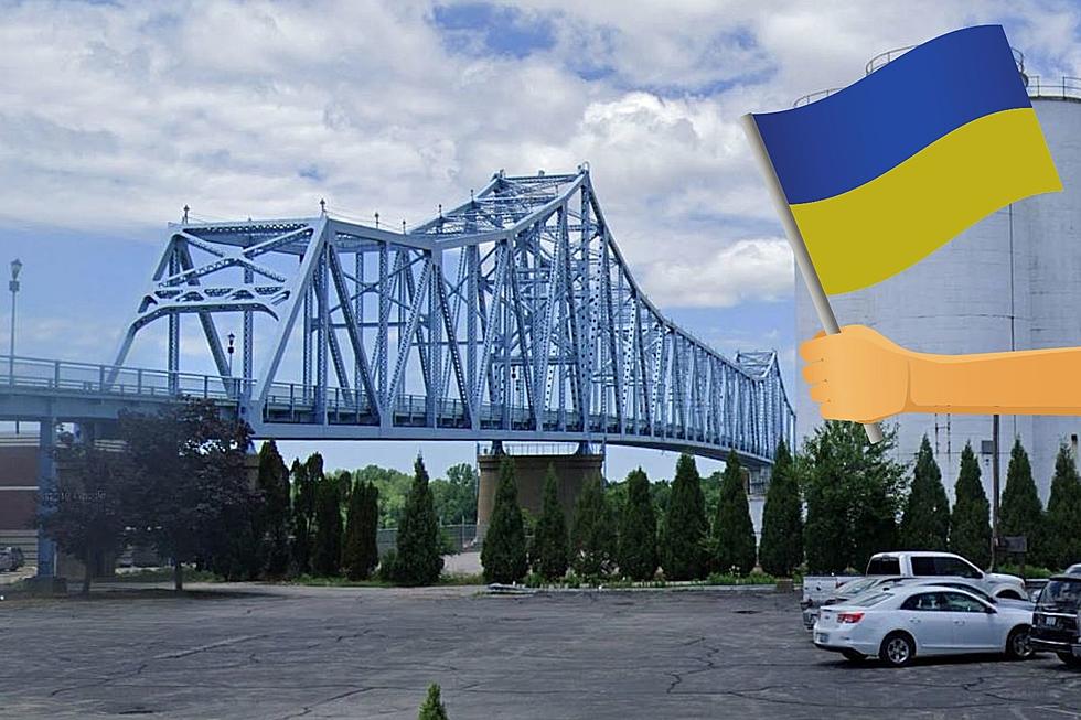 Kentucky Shows Support for Ukraine with Special Bridge Light Displays